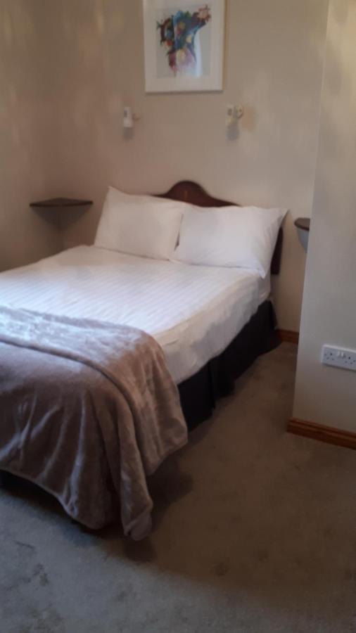 Bay View Guesthouse Голуей Екстериор снимка